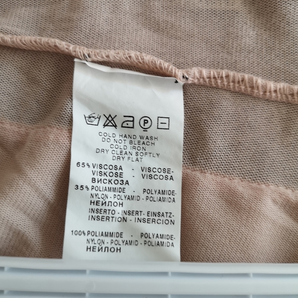 Top - Picture 4 of 6